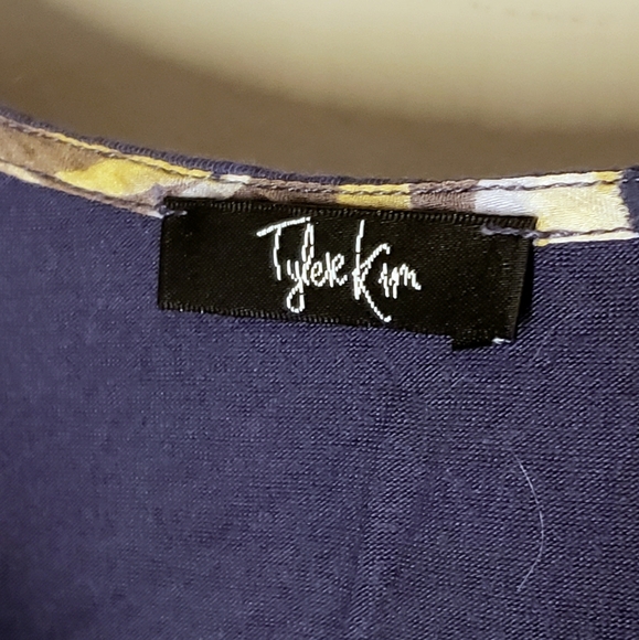"Tyler Kim" blue blouse - Picture 4 of 4